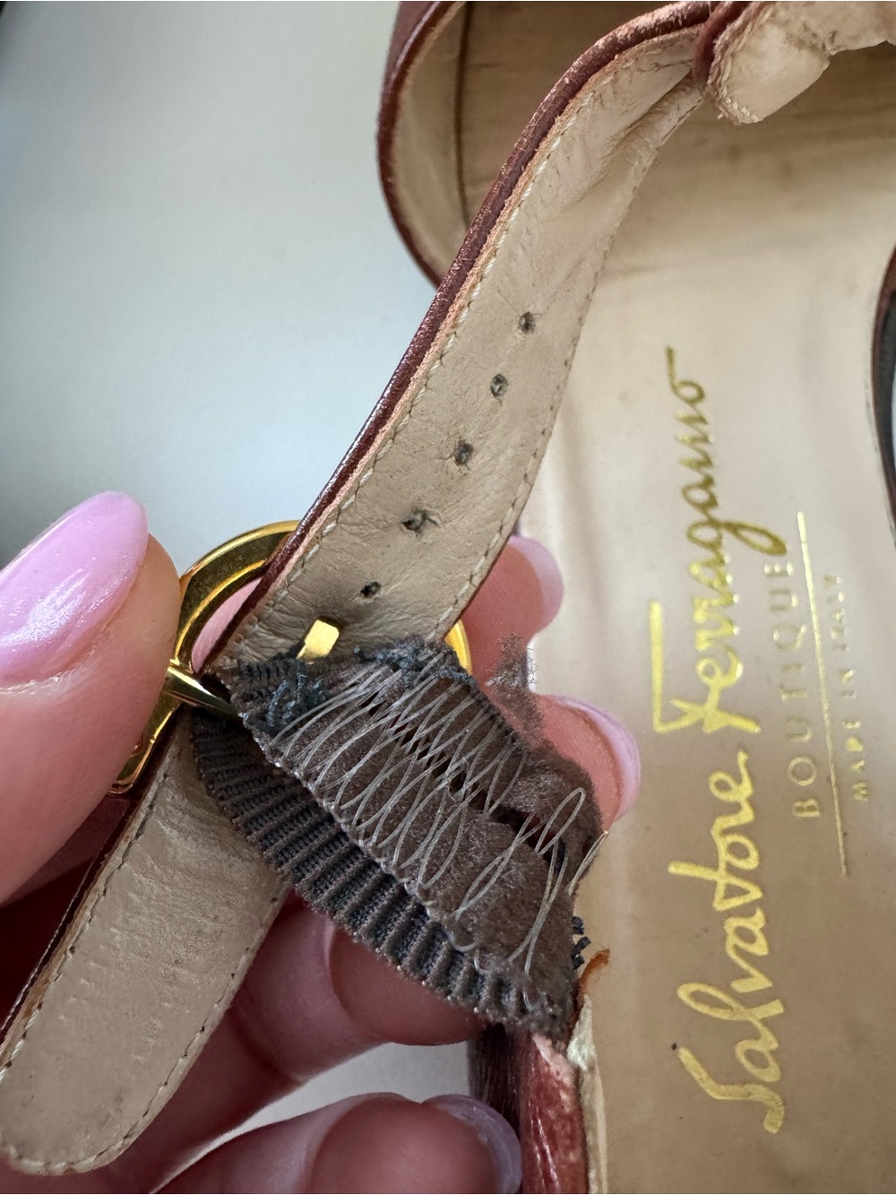 Vintage Salvatore Ferragamo Brown Leather T-Strap Low-Heel Flats Italy Women’s 8 - Picture 4 of 8